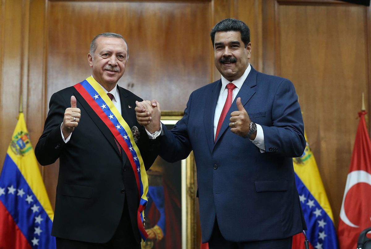 Thumbs Up, Nicol�s Maduro and Recep Tayyip Erdogan