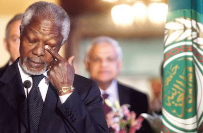 UN General Secretary Kofi Annan, Eye Rub